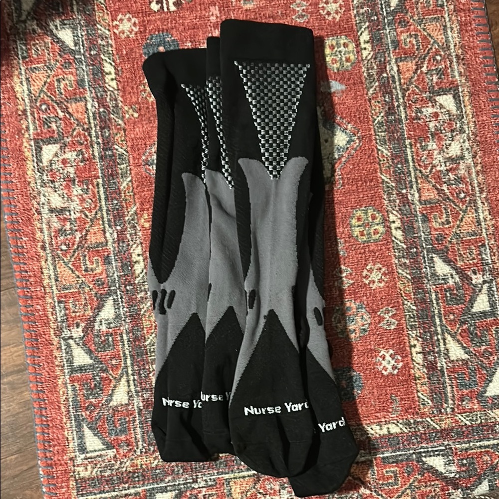 Nurse yard Black and Gray compression Socks